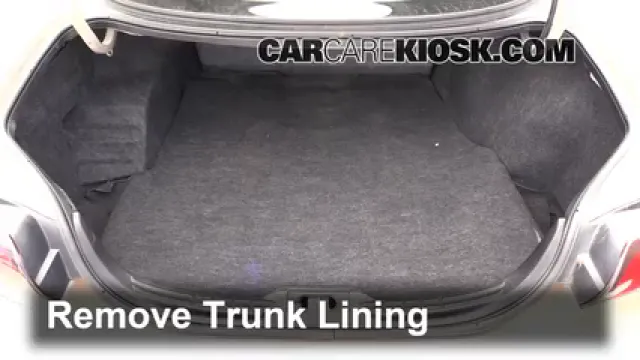 1999 Ford Taurus LX 3.0L V6 Monter sur cric Utiliser le cric pour lever la voiture